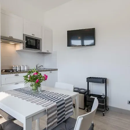 Apartment House In Campagna *